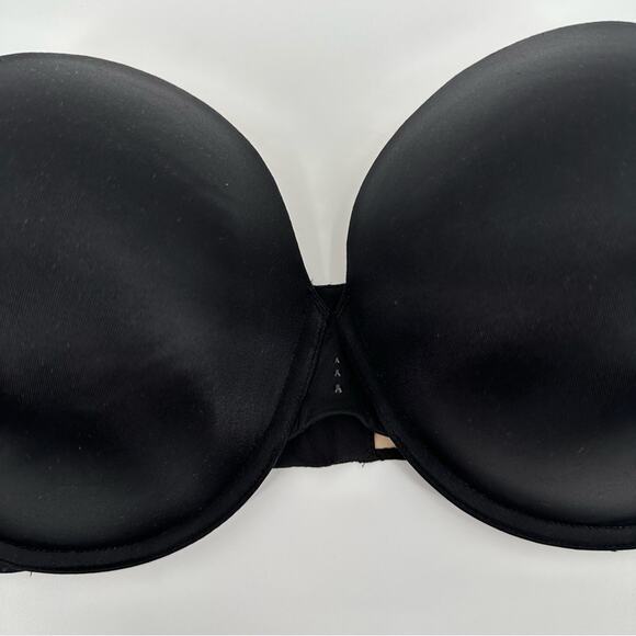Victoria’s Secret Biofit Strapless Bra in black Size 40C - Picture 2 of 5